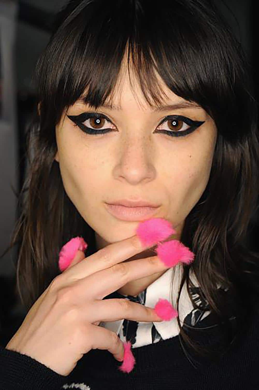 pink furry nails trend