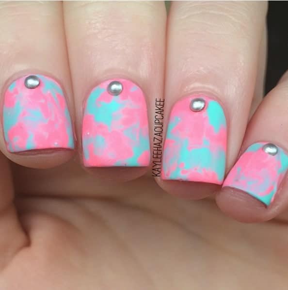 marbled nail polish