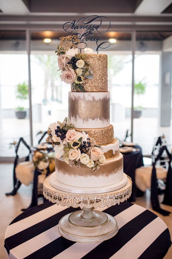 metallic wedding cake ideas