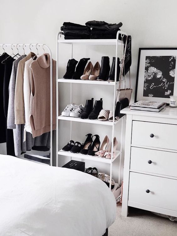 Teens Storage Space in Bedroom