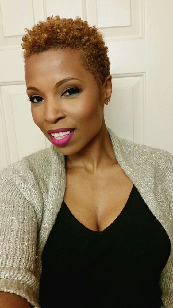 Blonde taper on the sides