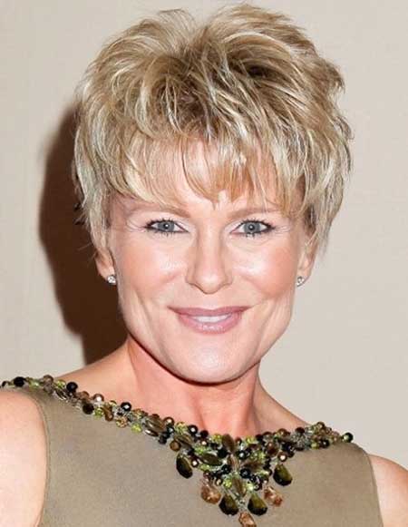 older woman with Spiky haircut for thin hair to look thicker