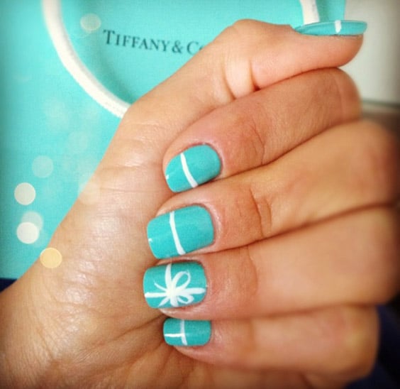 simple Christmas Nail Art