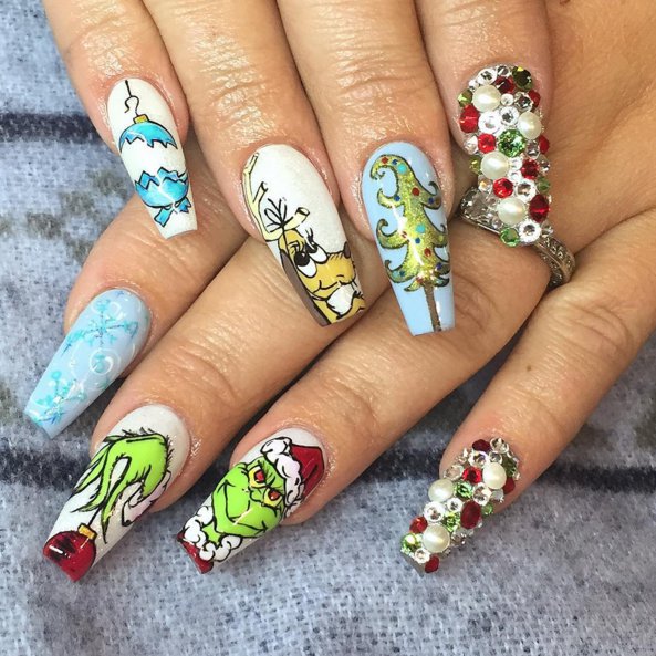Grinch Inspired Nail Art