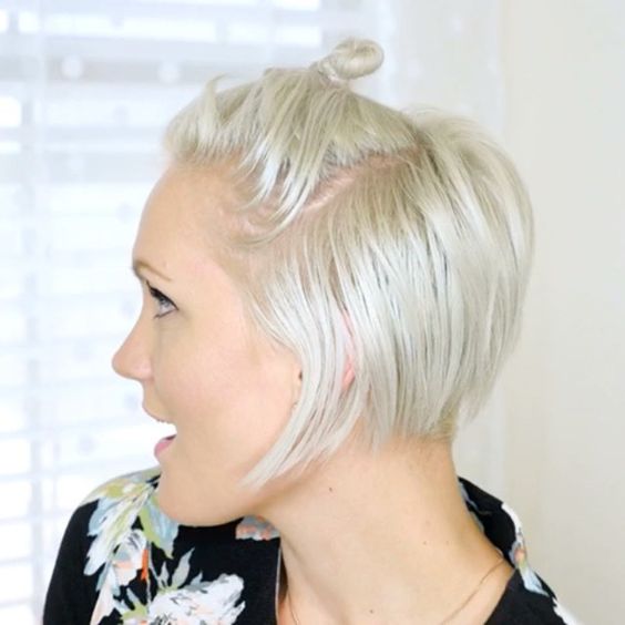 woman over 40 Bob with knot on top