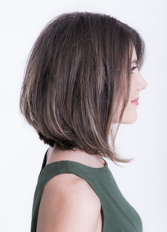 over 40 Brunette bob