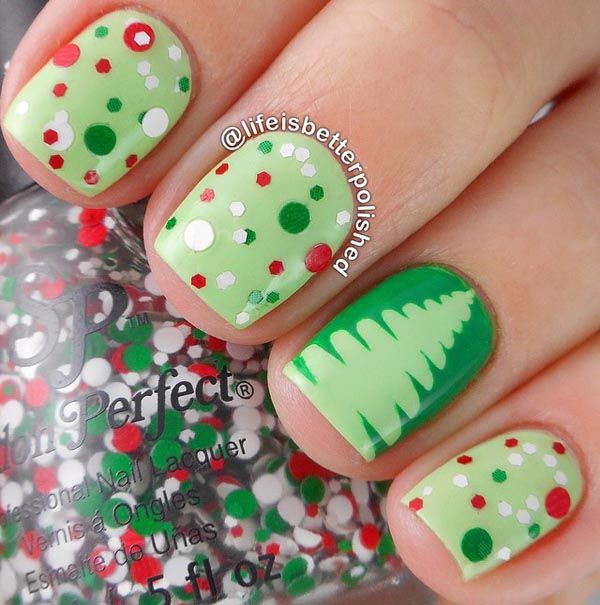 Green nails for christmas