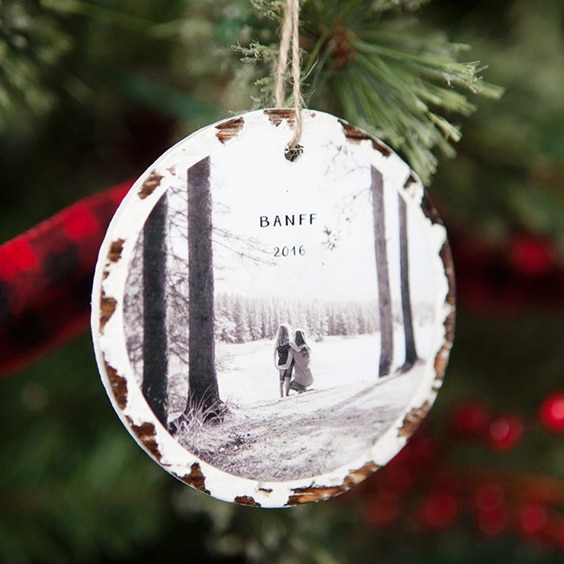 diy christmas decor with paper