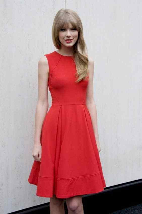 Taylor Swift in red dress during 2012