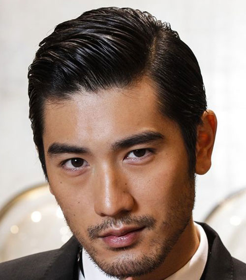 Asian Men Classic Side-part Haircut