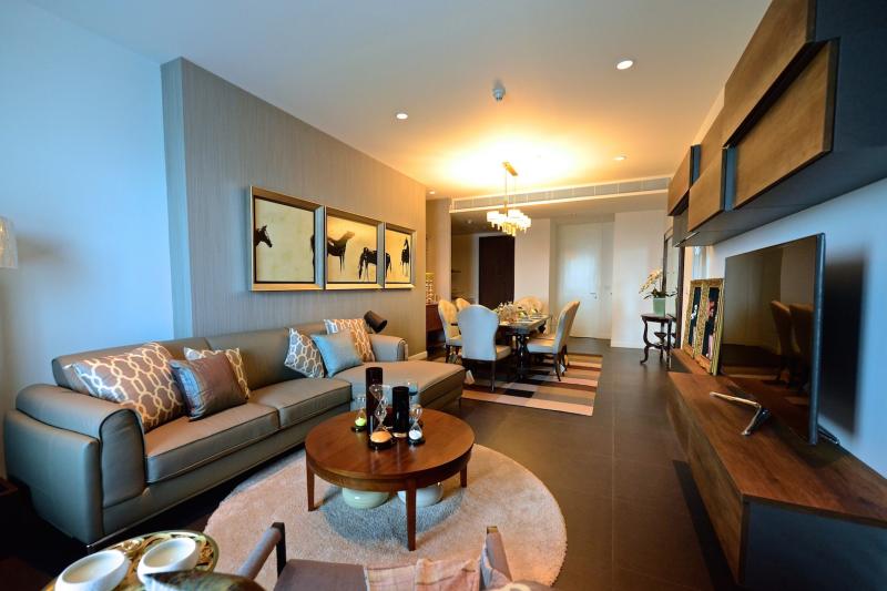 living room furniture for small spaces