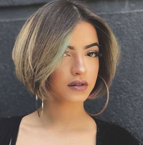 Short Straight Hairstyles for Thick Hair