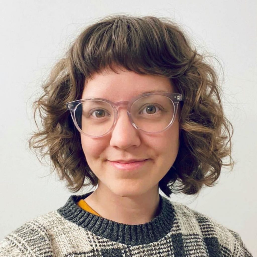 Short curly hairstyles with Baby Bang