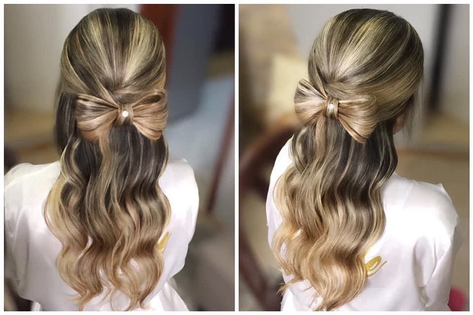 Cute Christmas hairstyle with bow