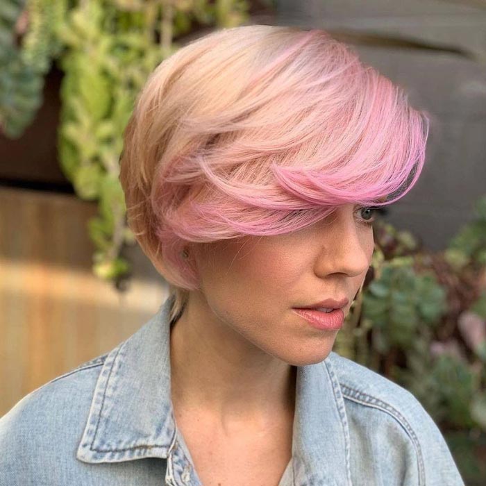 Brightly Highlighted Feathered Bangs