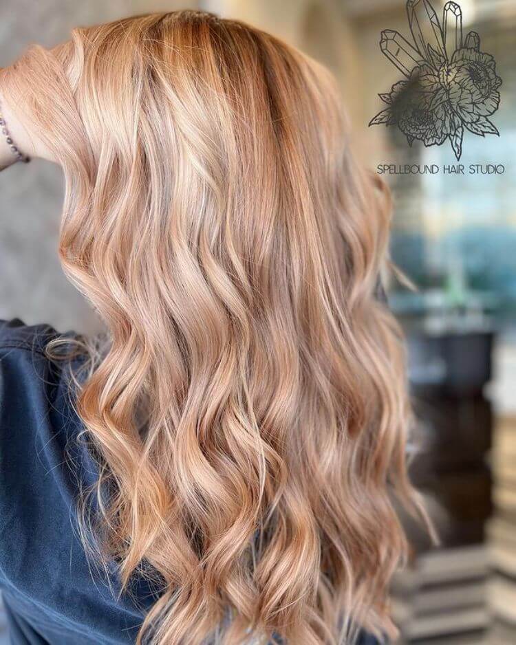 Strawberry Blond Beach Waves