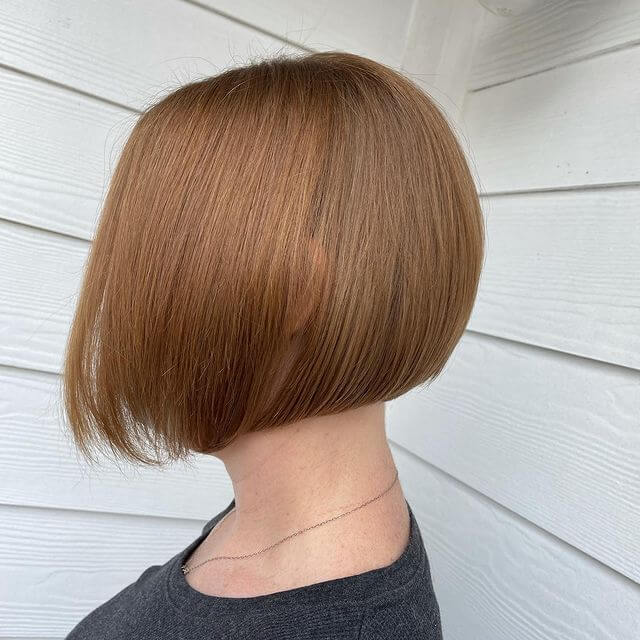 Short Golden Blonde Bob