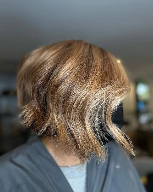 Healthy Blonde Bob with Loose Curl
