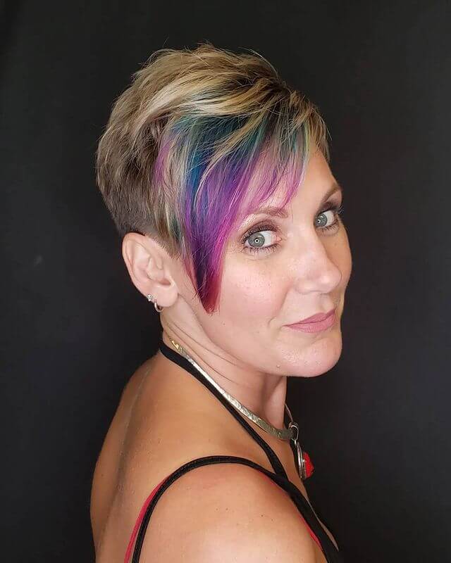 Short Edgy Cut with Front Unicorn Highlight hairstyles for women