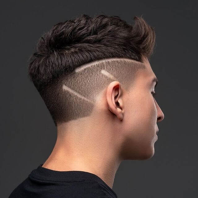 Me's high fade and razor lines