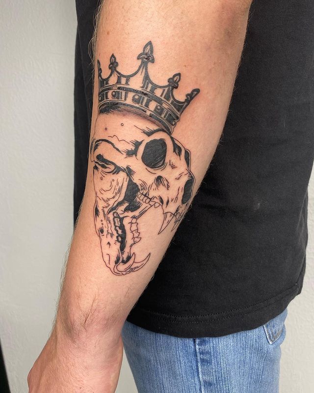 animal skull tattoo