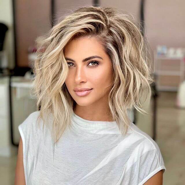 Voluminous Wavy Bob