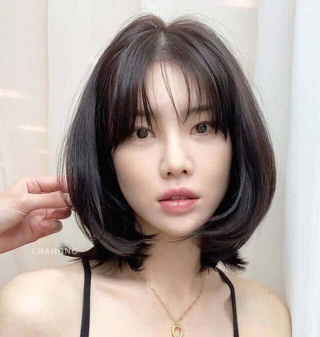 short hairstyle with korean bangs