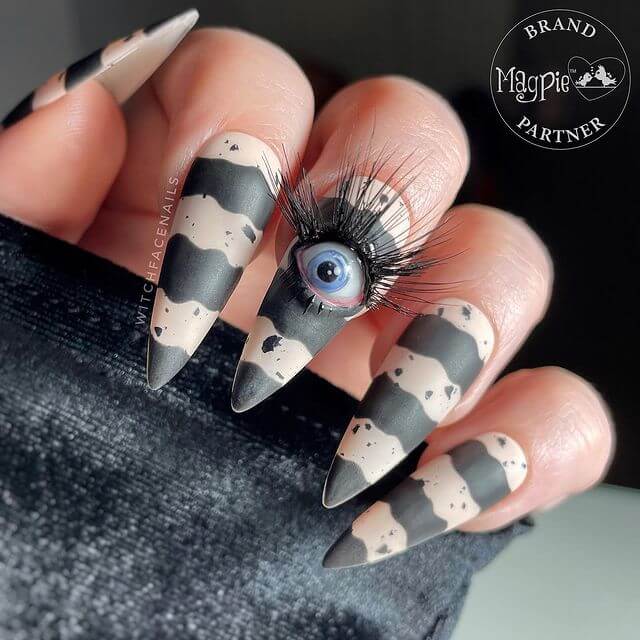 3D Halloween Nails