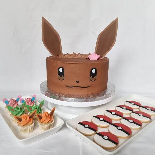 Eevee Birthday Cake