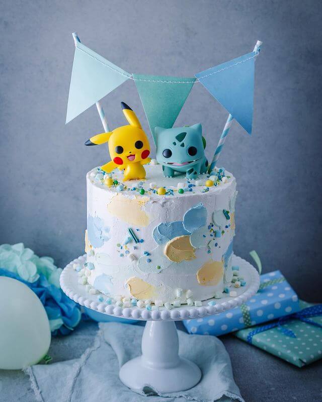 Pokemon Topper Cake