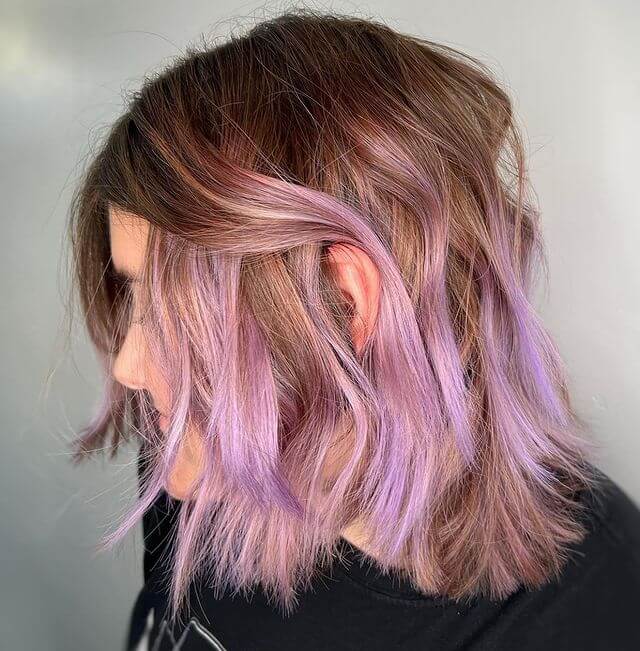 Short wavy hair with soft lavender color