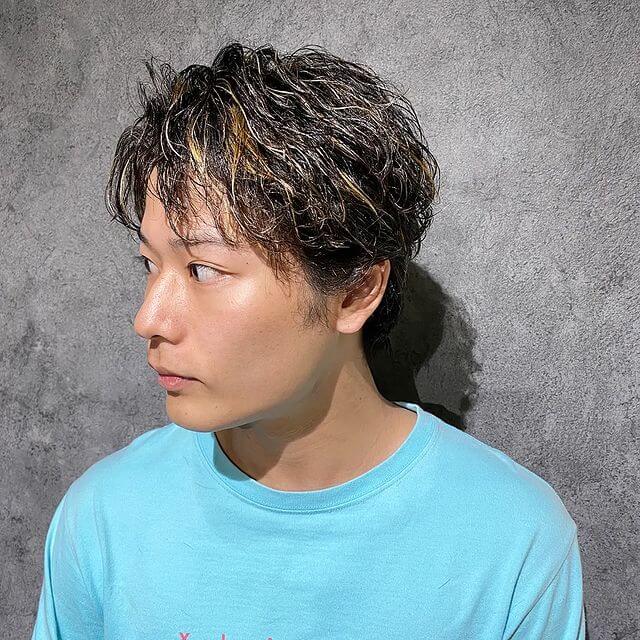 Men's asian perm with frosted tips
