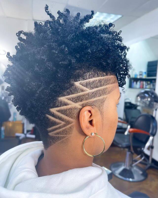 afro taper with zigzag lines