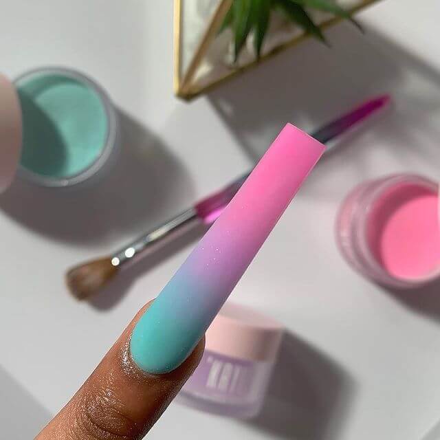 Cotton candy manicure