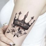 Crown-And-Poppies-Tattoo