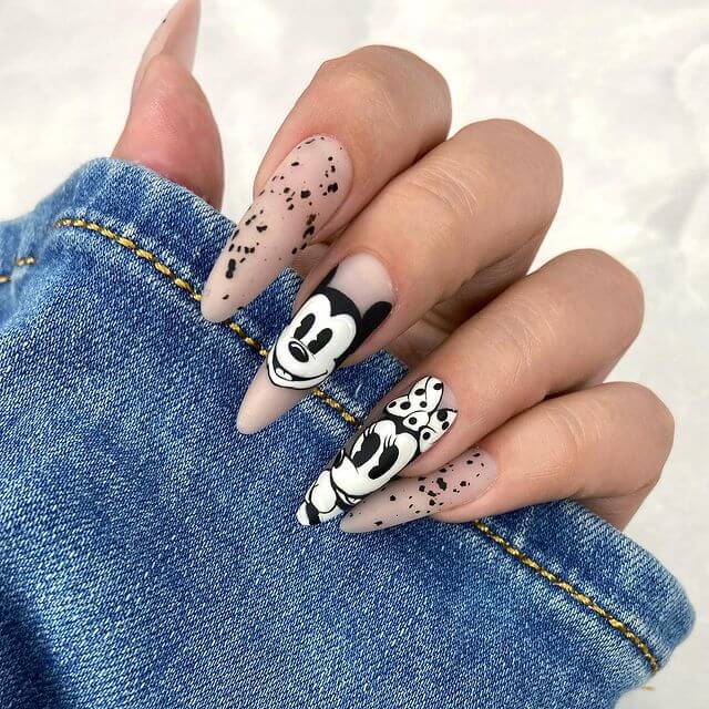 Mickey And Minnie Nails