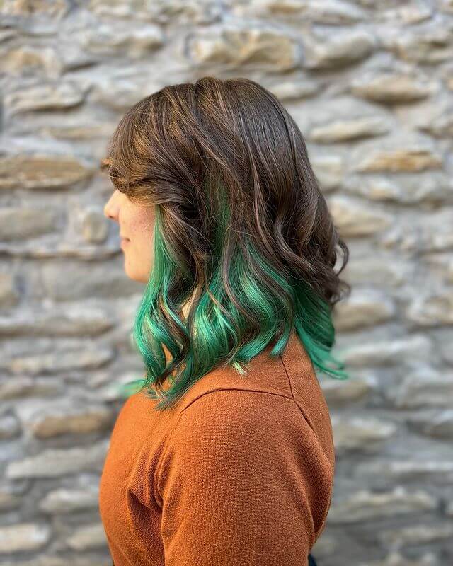 peekaboo green hair