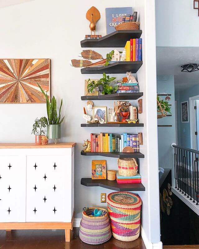 Floating corner wall shelf