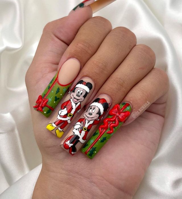 Christmas mickey mouse nails
