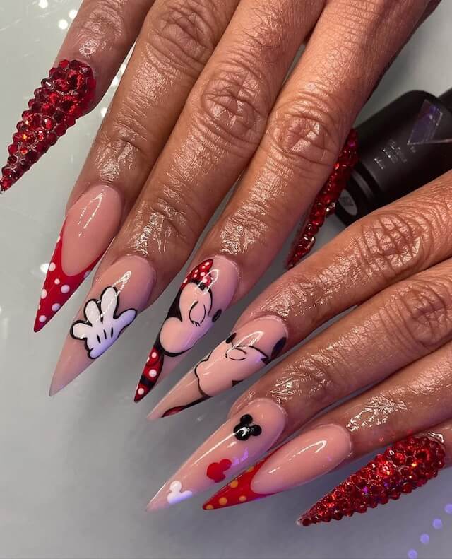 mickey and minnie blink nails